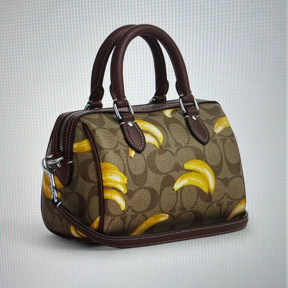 🍌 COACH MINI ROWAN CROSSBODY IN SIGNATURE CANVAS WITH BANANA PRINT 🍌 - Picture 6 of 16
